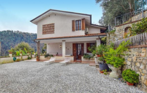 3 Bedroom Gorgeous Home In Camaiore